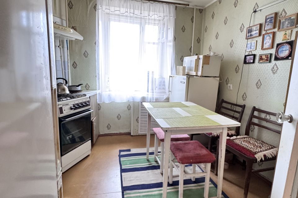 Продаётся 3-комнатная квартира, 62.5 м²