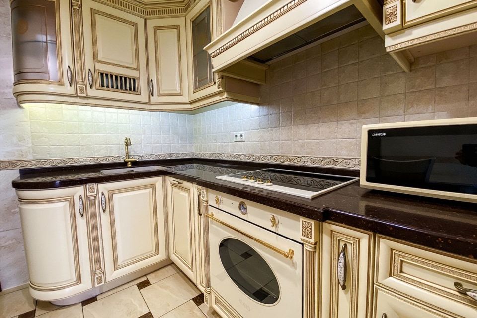 Продаётся 2-комнатная квартира, 57 м²
