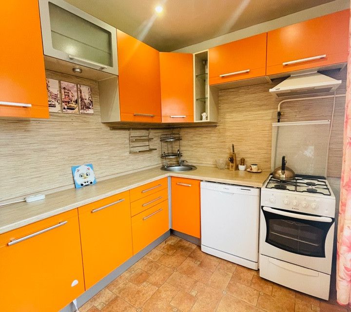Продаётся 3-комнатная квартира, 54.1 м²