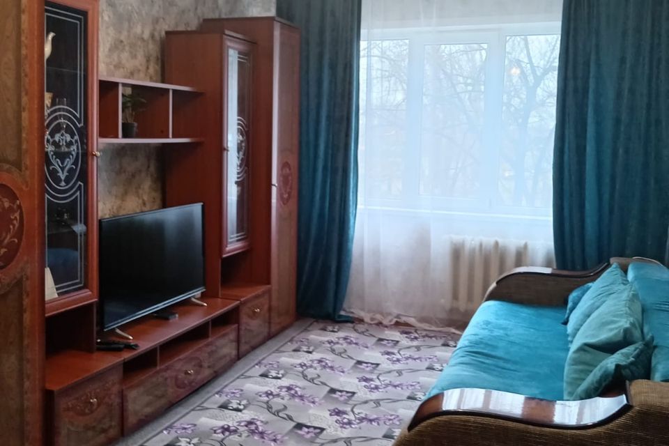 Продаётся 3-комнатная квартира, 60 м²