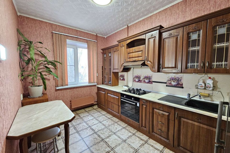 Продаётся 3-комнатная квартира, 69.6 м²