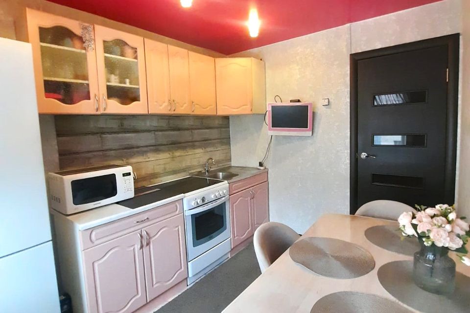 Продаётся 3-комнатная квартира, 63.4 м²