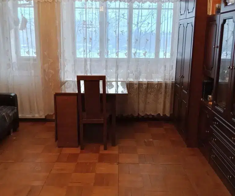Продаётся 3-комнатная квартира, 57.7 м²
