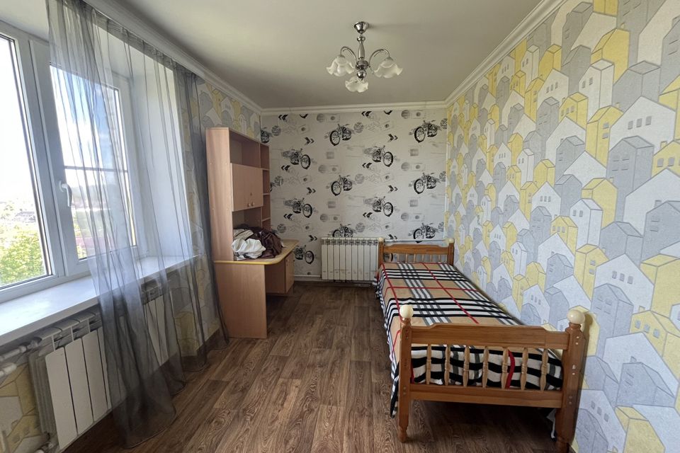 Продаётся 4-комнатная квартира, 62 м²