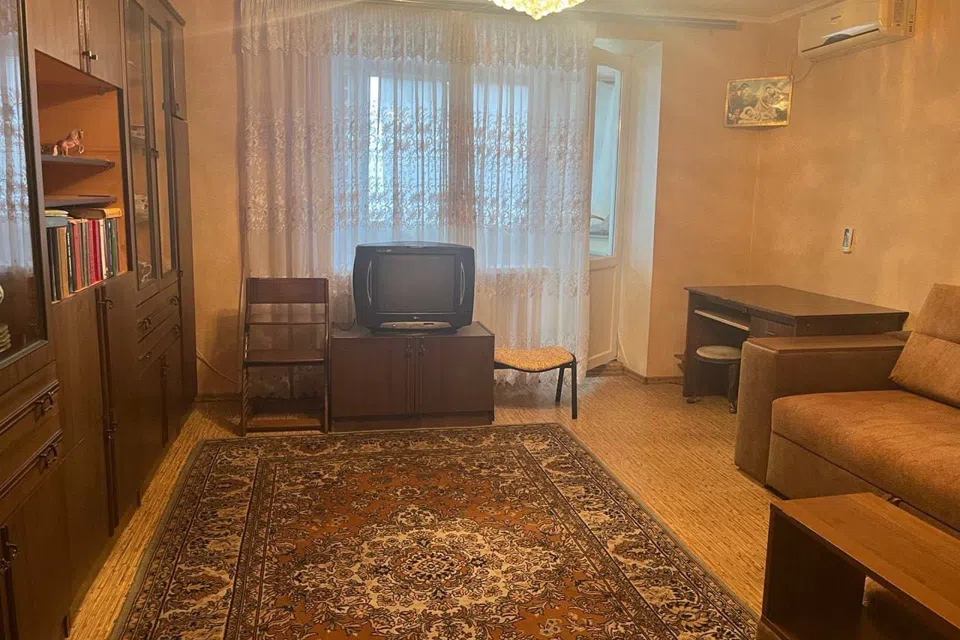 Продаётся 3-комнатная квартира, 67.4 м²