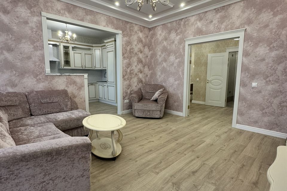 Продаётся 2-комнатная квартира, 77.2 м²