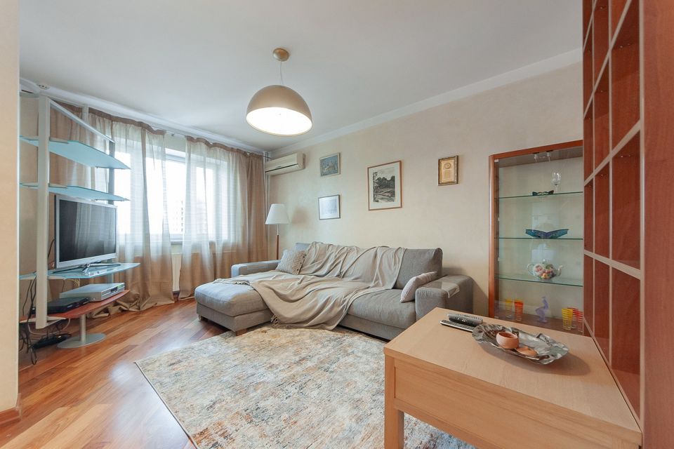 Продаётся 3-комнатная квартира, 92.9 м²