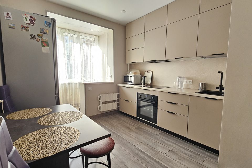 Продаётся 4-комнатная квартира, 75 м²