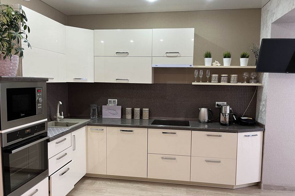 Продаётся 3-комнатная квартира, 66.6 м²