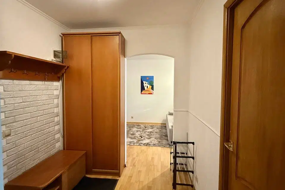 Продаётся 3-комнатная квартира, 54.9 м²