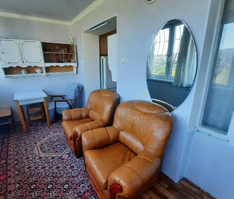Продаётся 2-комнатная квартира, 56.3 м²