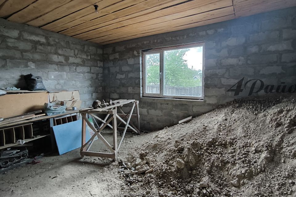 Продаётся 2-этажный дом, 240 м²