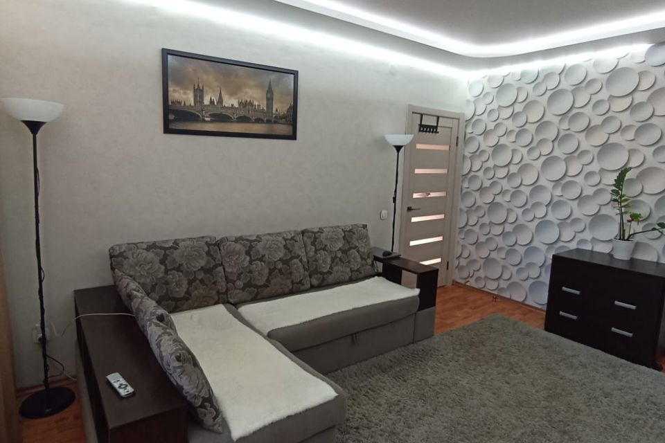 Продаётся 2-комнатная квартира, 55.77 м²