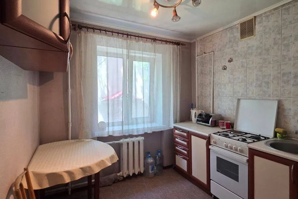 Продаётся 3-комнатная квартира, 56 м²