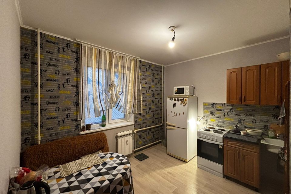 Продаётся 1-комнатная квартира, 35.8 м²