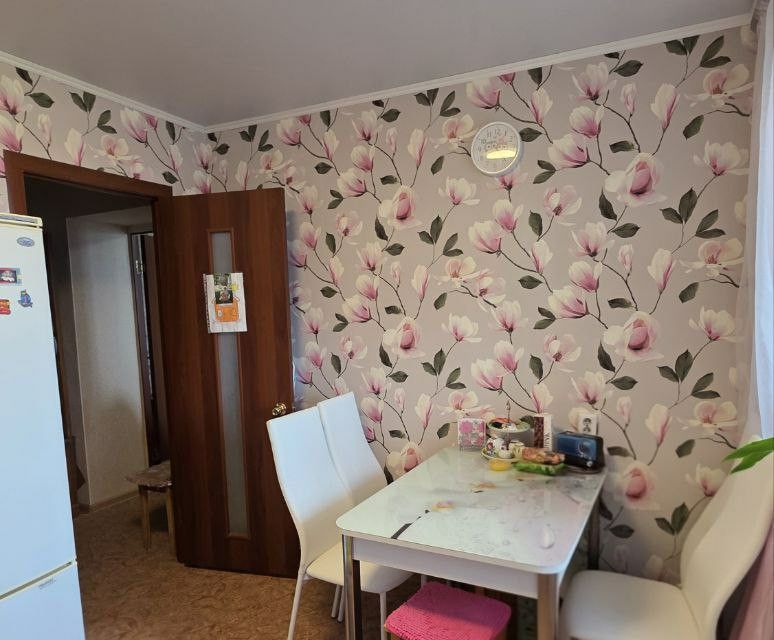 Продаётся 1-комнатная квартира, 38 м²