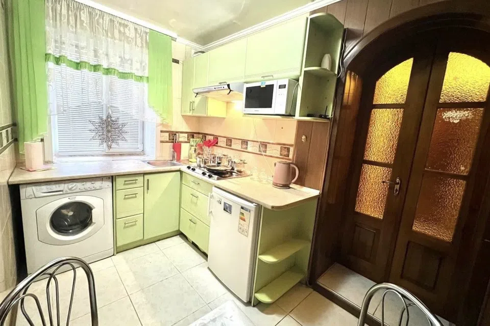 Продаётся 4-комнатная квартира, 115 м²
