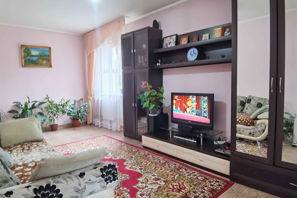 Продаётся 2-комнатная квартира, 43.2 м²