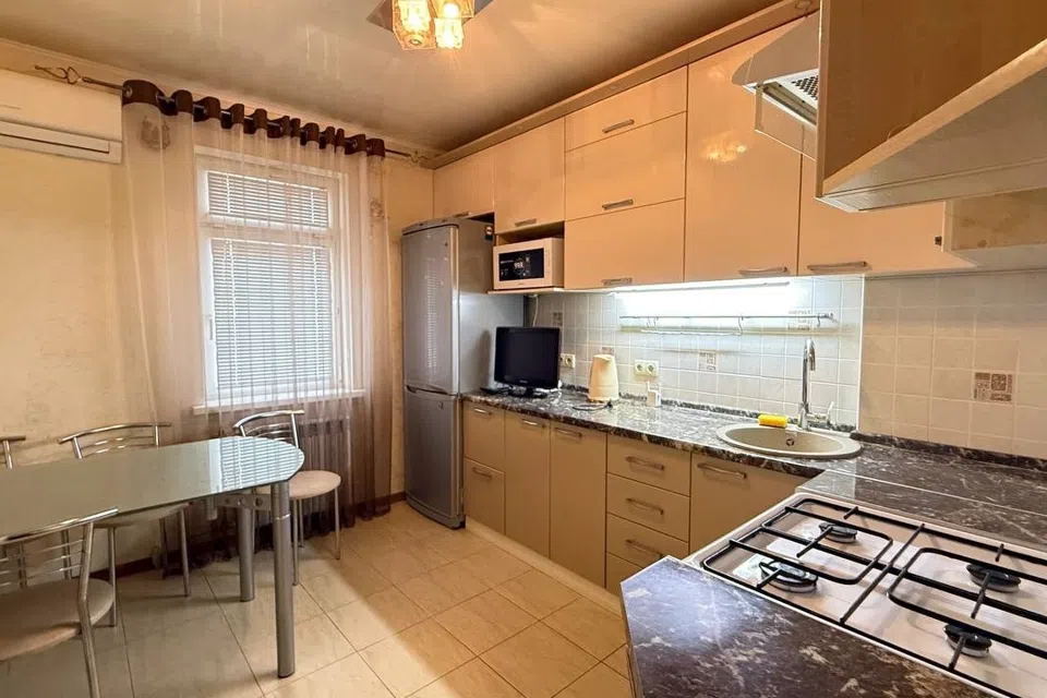 Продаётся 3-комнатная квартира, 74 м²