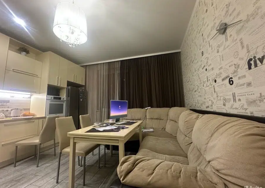 Сдаётся 1-комнатная квартира, 50 м²