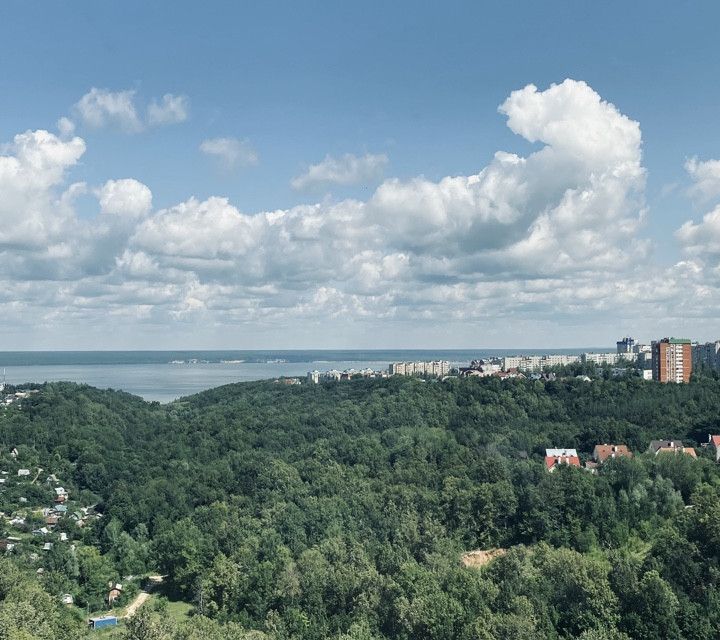 Продаётся 2-комнатная квартира, 98.9 м²