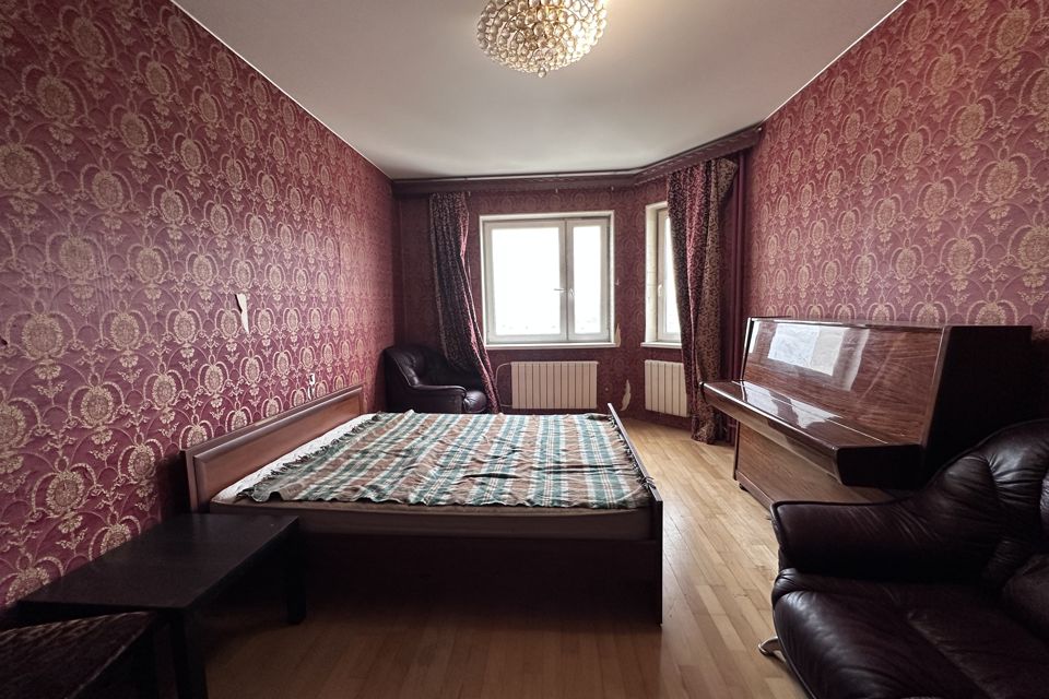 Продаётся 1-комнатная квартира, 48 м²