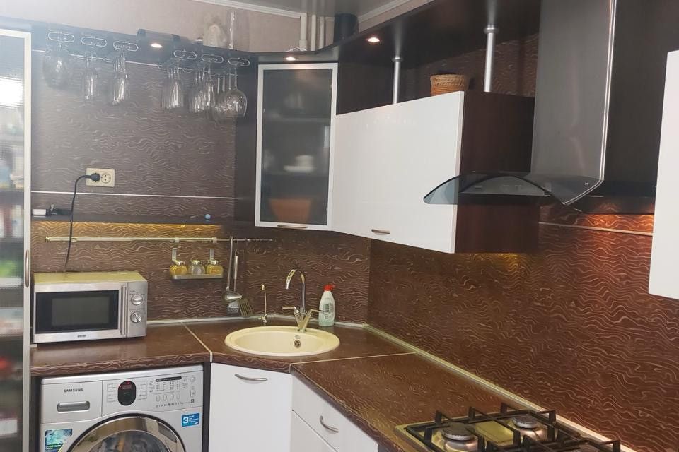 Продаётся 2-комнатная квартира, 49.8 м²