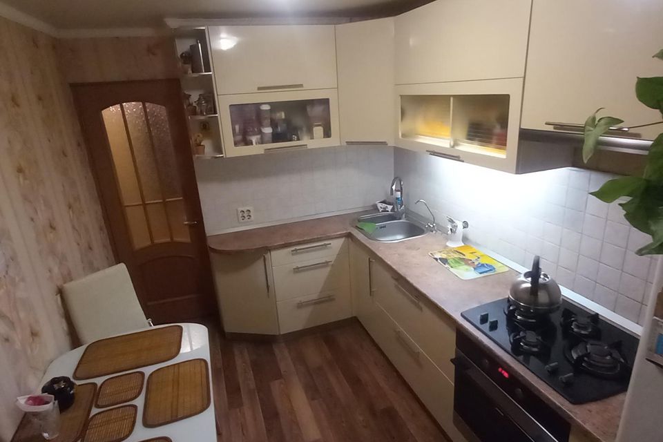 Продаётся 3-комнатная квартира, 60 м²