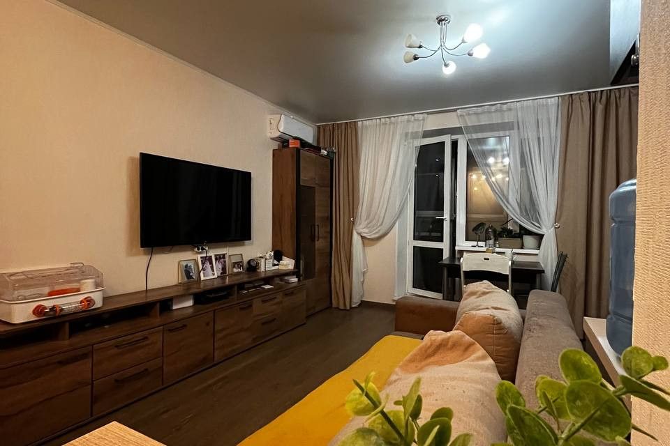 Продаётся 2-комнатная квартира, 56.4 м²
