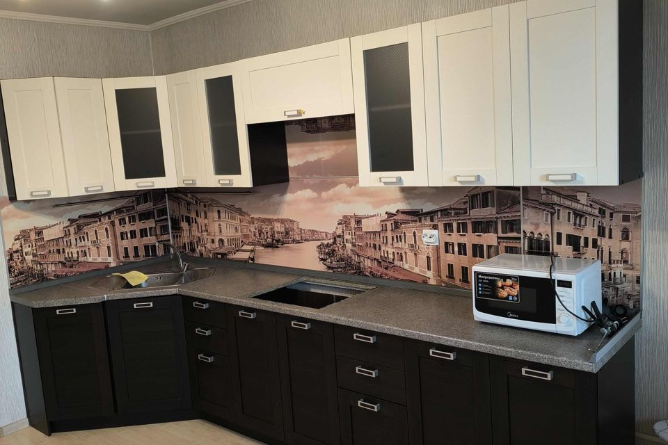 Продаётся 1-комнатная квартира, 40.4 м²
