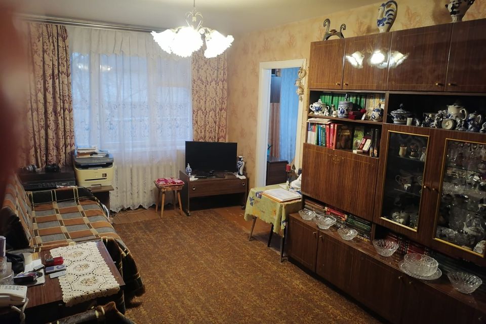 Продаётся 3-комнатная квартира, 55.8 м²