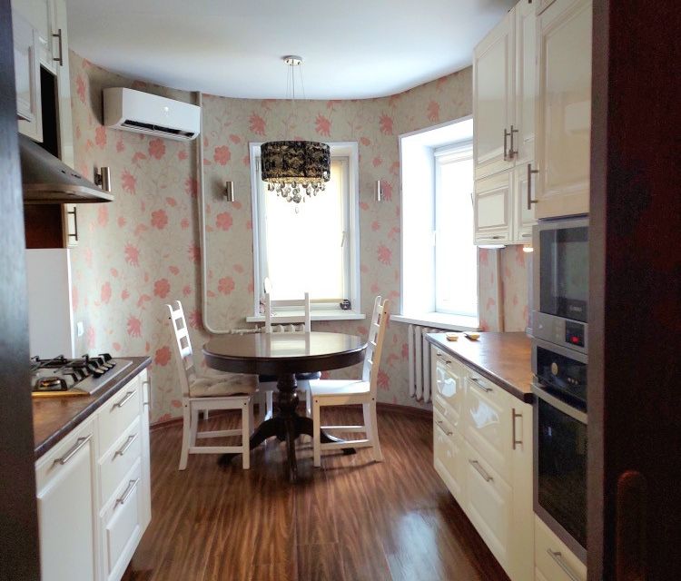 Продаётся 2-комнатная квартира, 66.1 м²