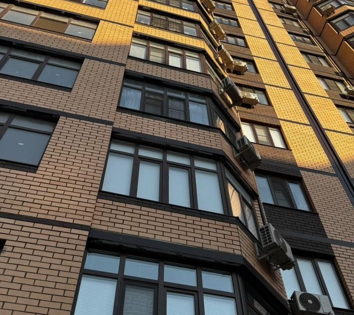 Продаётся 2-комнатная квартира, 93 м²
