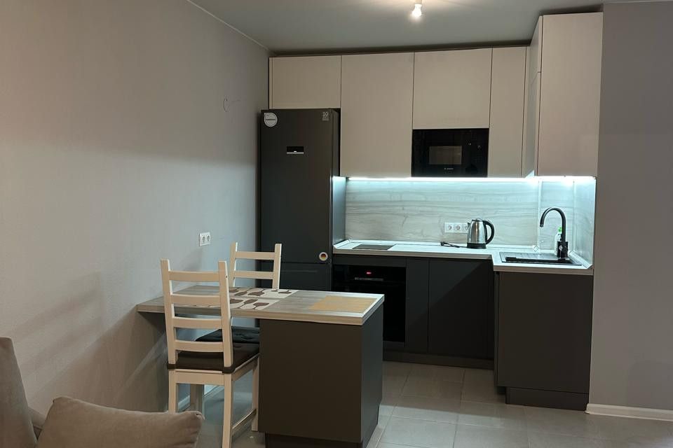 Продаётся 1-комнатная квартира, 38.3 м²