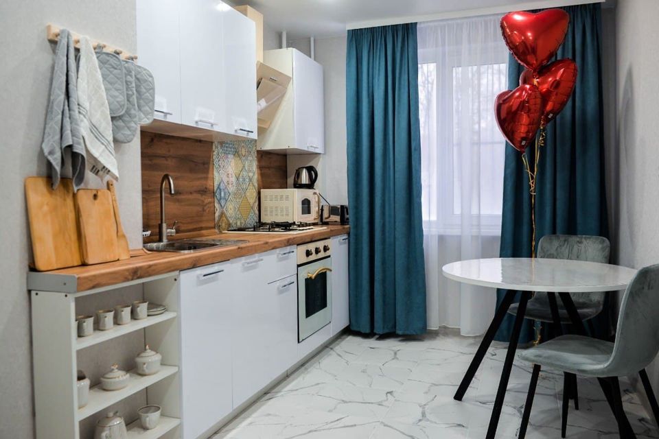 Сдаётся 1-комнатная квартира, 42 м²