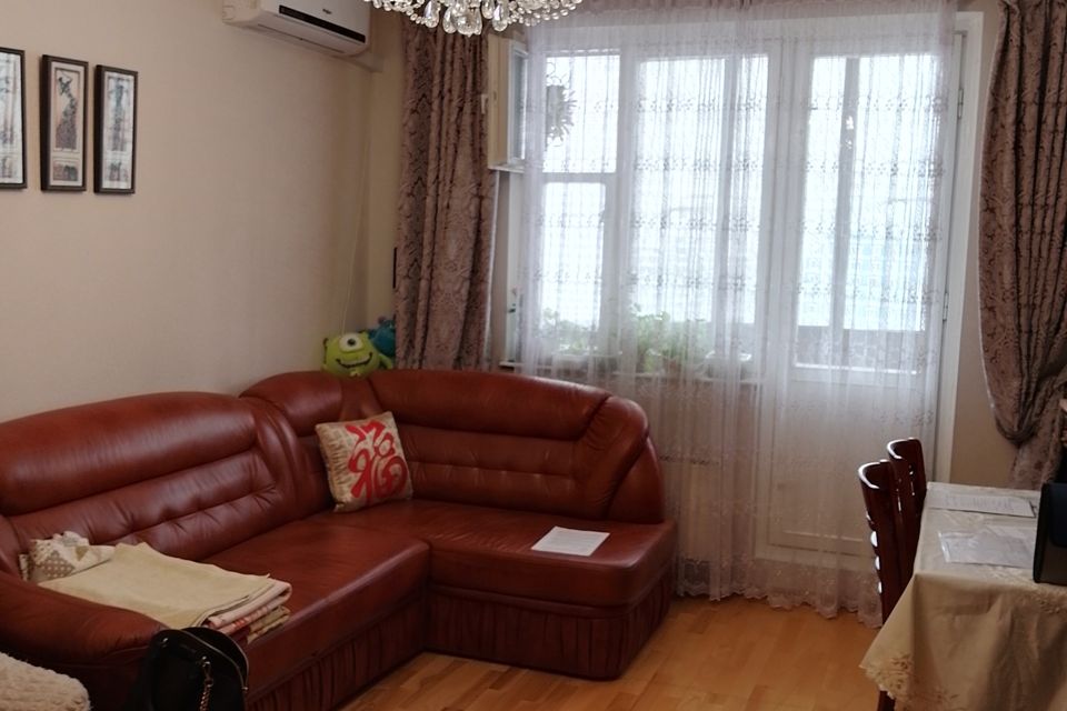 Продаётся 2-комнатная квартира, 50.6 м²