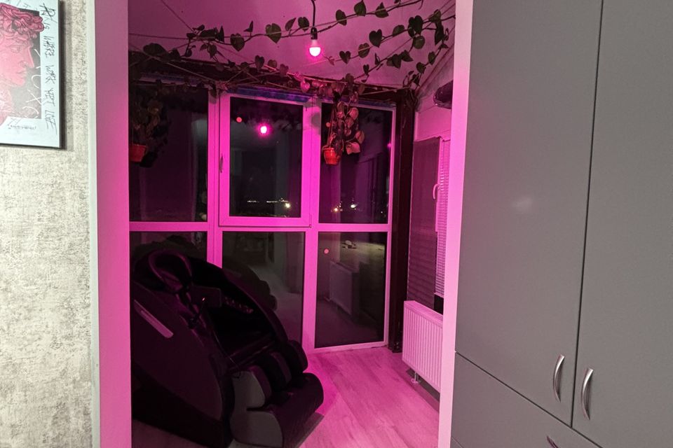 Сдаётся 2-комнатная квартира, 58 м²