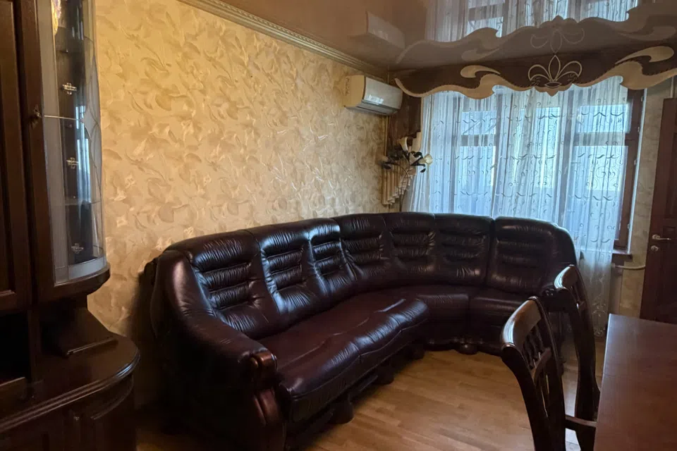 Продаётся 3-комнатная квартира, 83 м²