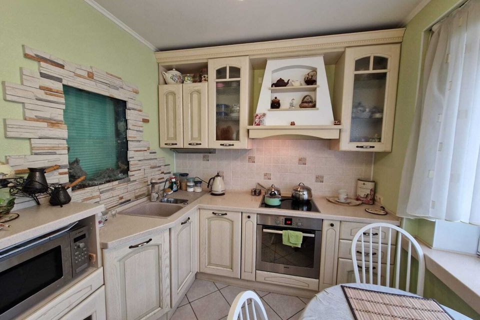 Продаётся 3-комнатная квартира, 70.8 м²