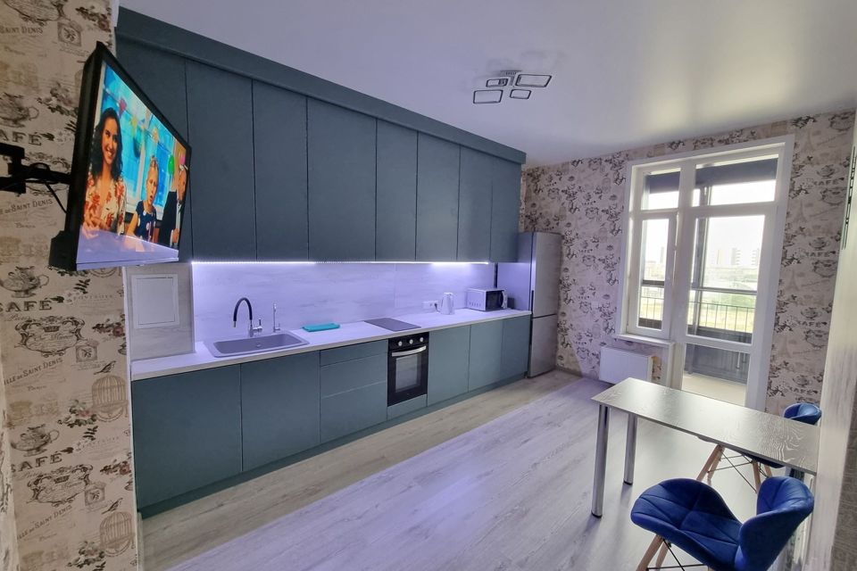 Сдаётся 1-комнатная квартира, 42 м²