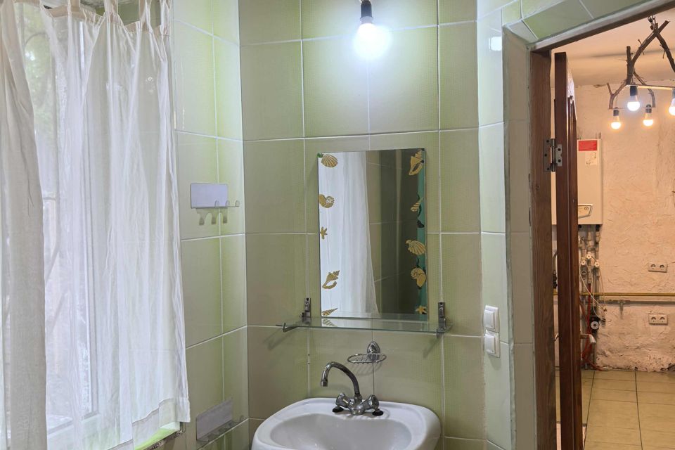 Продаётся 2-этажный дом, 130 м²