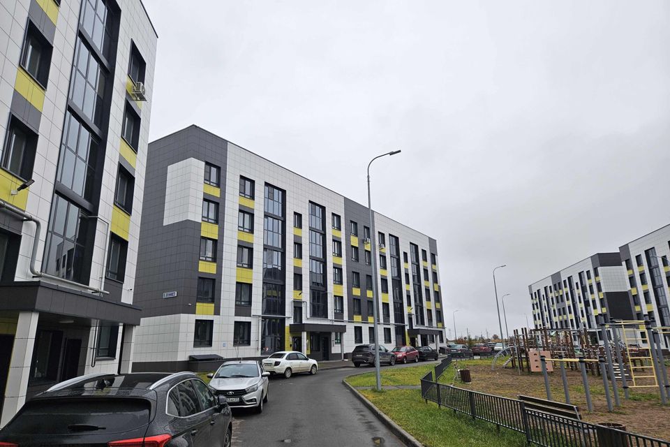 Продаётся 2-комнатная квартира, 59.7 м²