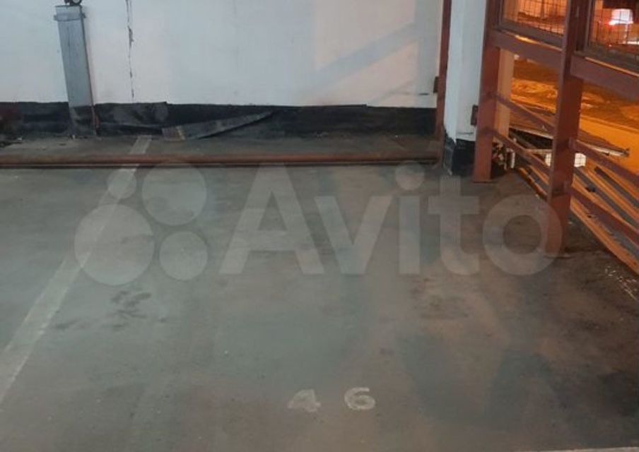 Сдаётся гараж, 48 м²