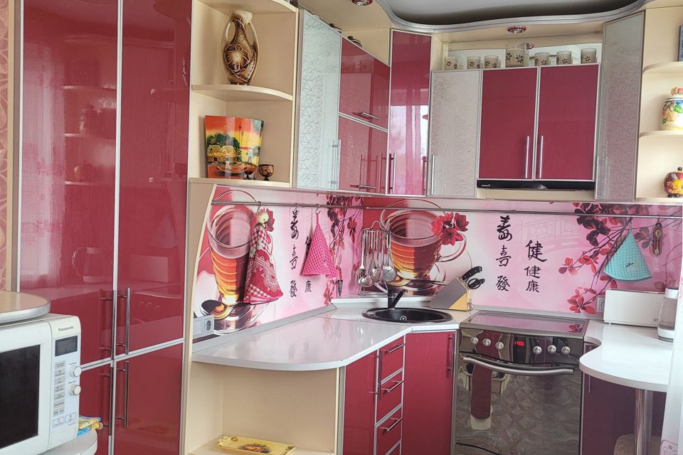 Продаётся 2-комнатная квартира, 56.9 м²