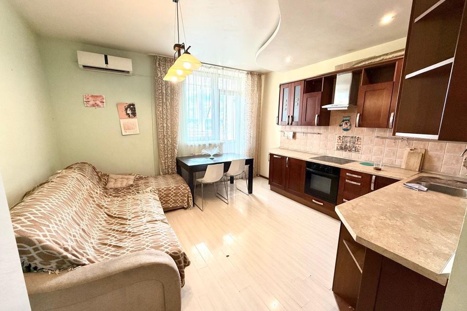 Продаётся 2-комнатная квартира, 65.9 м²