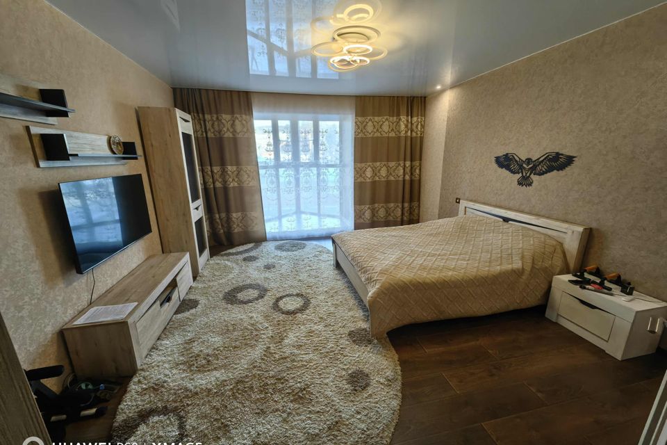Сдаётся 1-комнатная квартира, 61.7 м²
