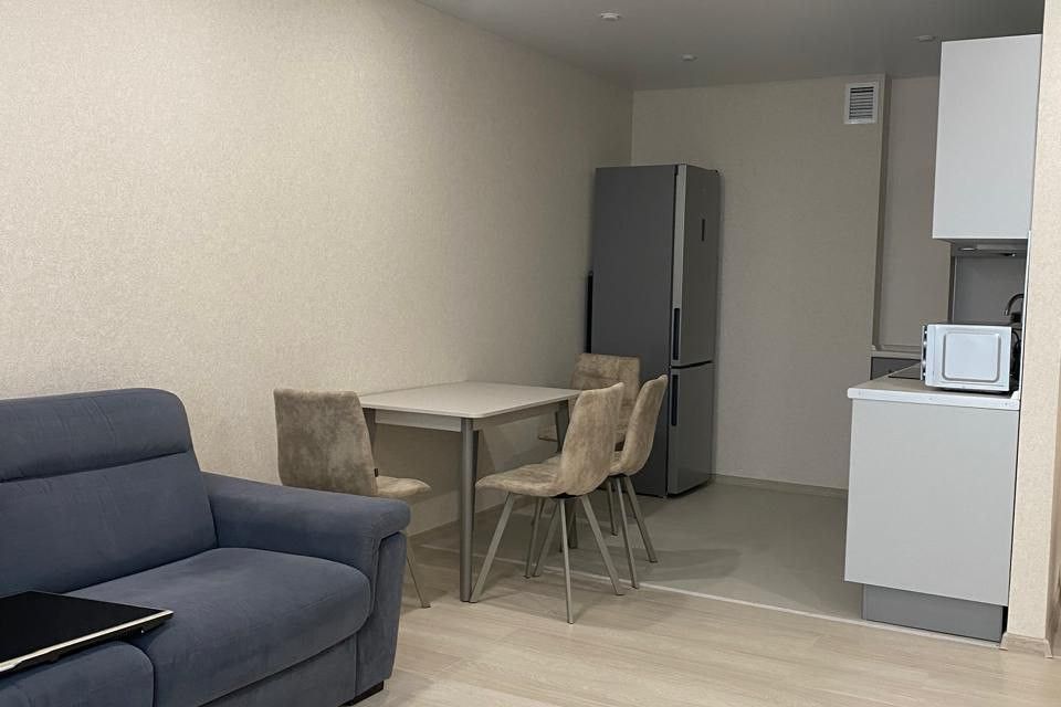Продаётся 1-комнатная квартира, 50.7 м²