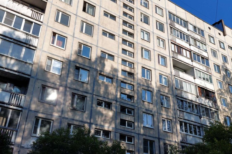 Продаётся 3-комнатная квартира, 57.6 м²