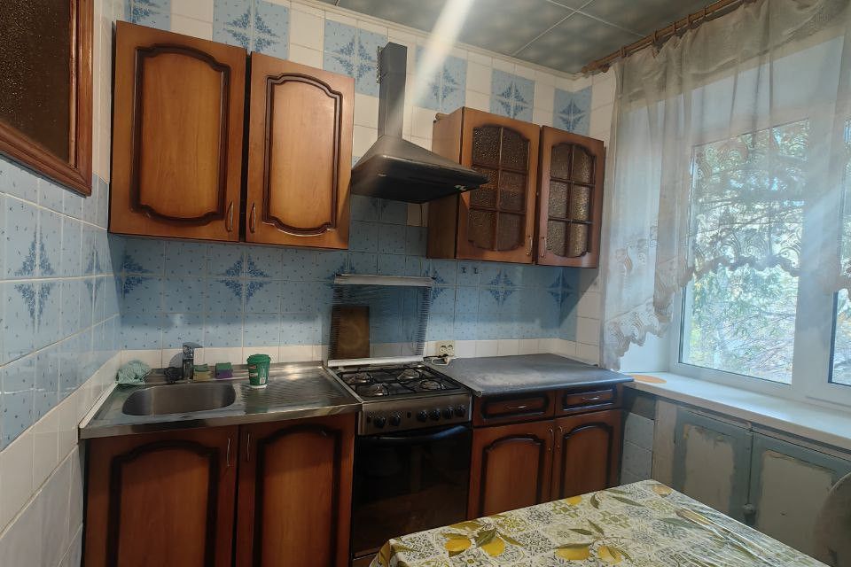 Продаётся 2-комнатная квартира, 43.3 м²