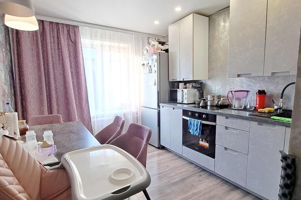 Продаётся 3-комнатная квартира, 63 м²